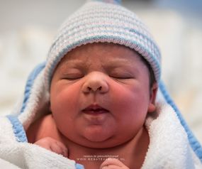 prijs geboortefotografie geboortefotograaf  bevalling fotograaf geboor